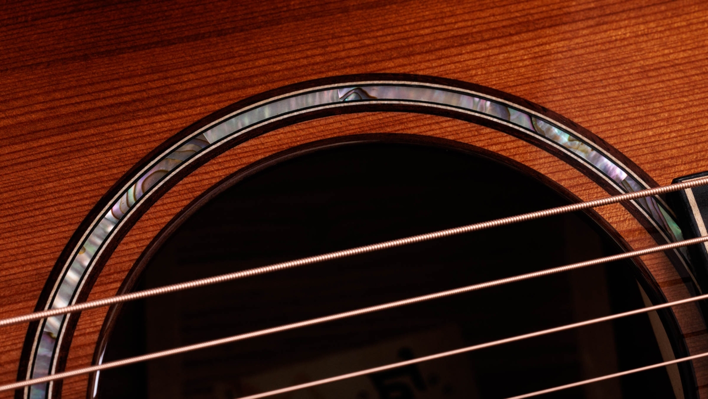 Builder's Edition 814ce Honduran Rosewood/Sinker Redwood
